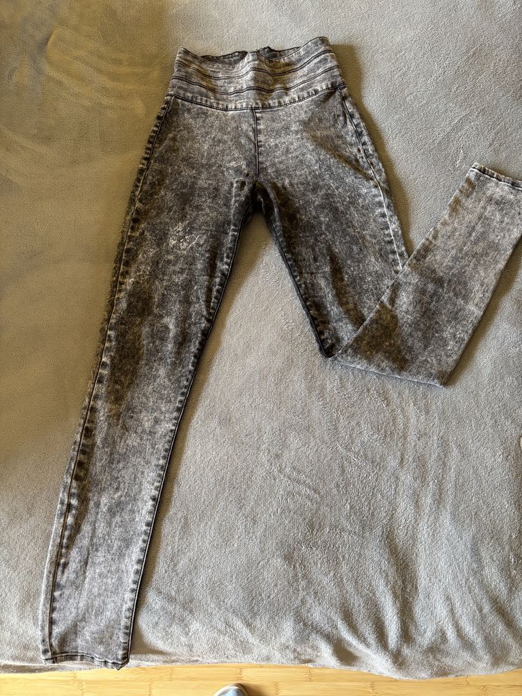Дънки FOREVER21 с цип отзад
