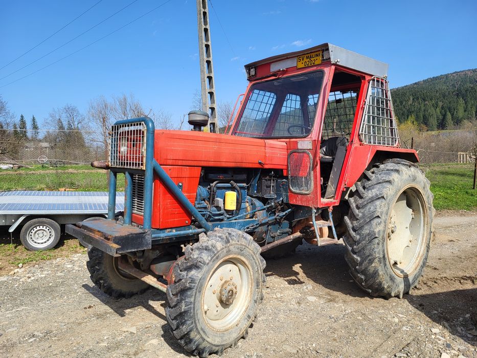 Vând tractor Forestier 651 și remorcă basculabilă la pachet