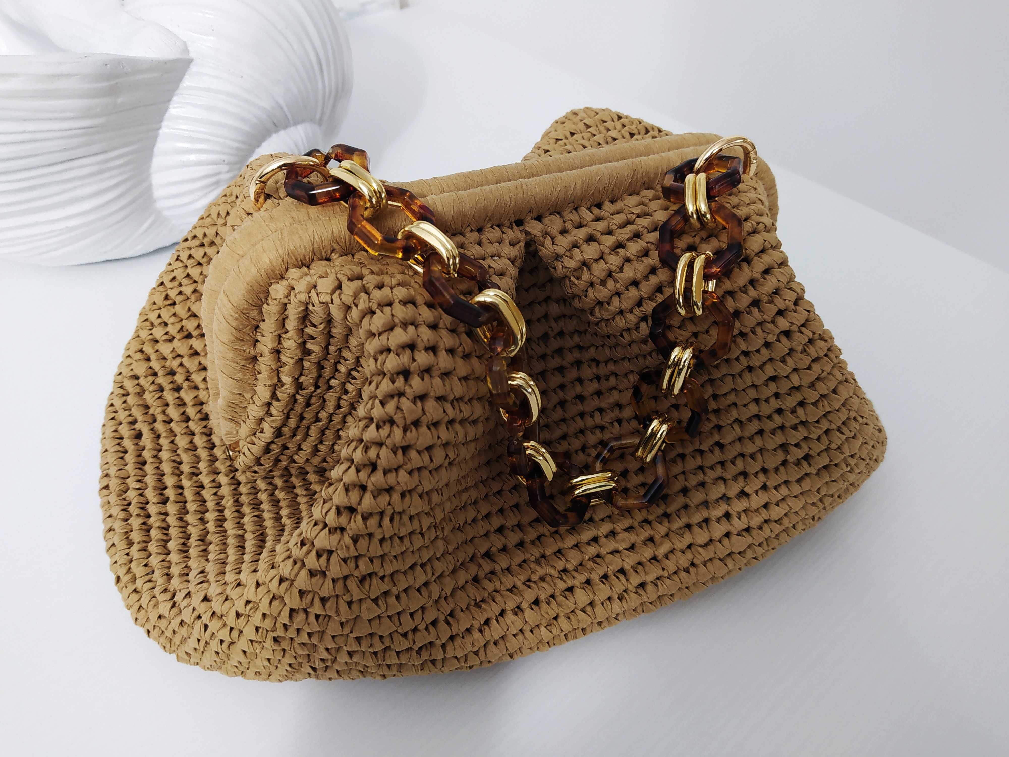 Плетена чанта от рафия