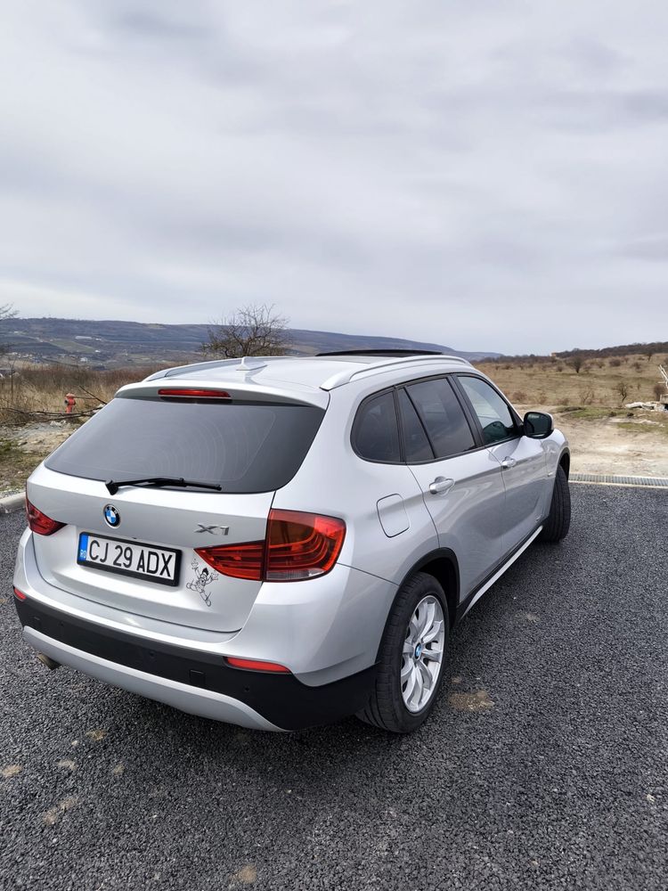 BMW X1 xDrive 2011