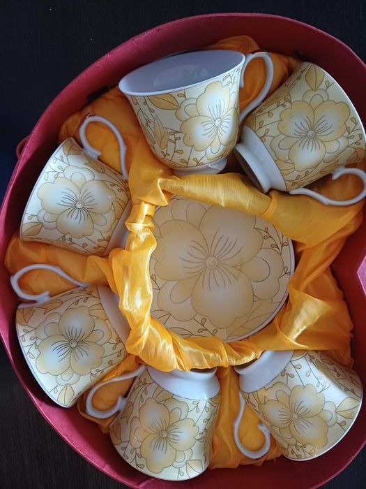 Комплект чаши за чай