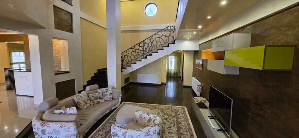 Casa moderna de vanzare !