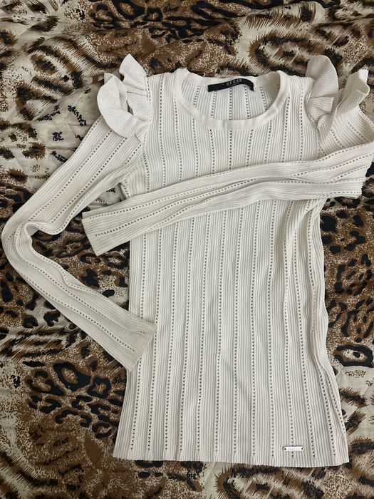 Кофта Guess, кожаная юбка