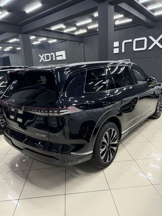 Dongfen 008 Ultra  Xamyonbop gibrit eng fuli kriloda kamerasi bori