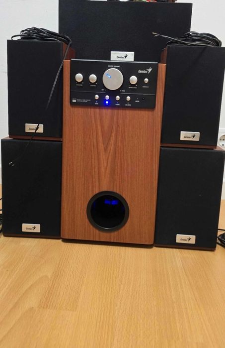 Vand sistem audio 5+1 cu telecomanda