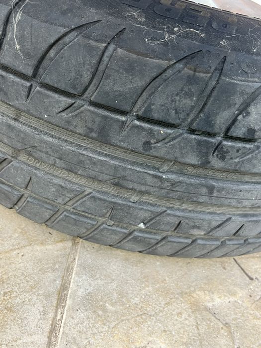 Cauciucuri  Hankok si Strial