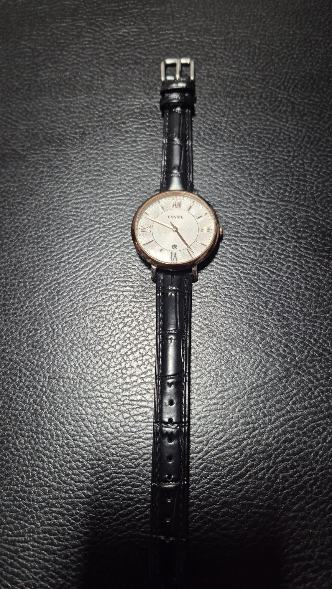 Fossil фосил гривна часовник