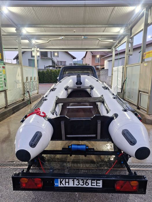 Надуваема лодка с твърдо дъно - Omega