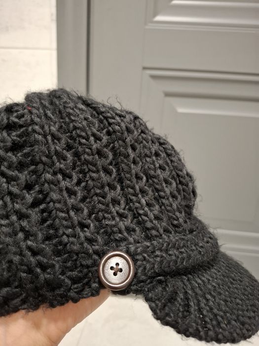 Căciulă Fossil pentru femei