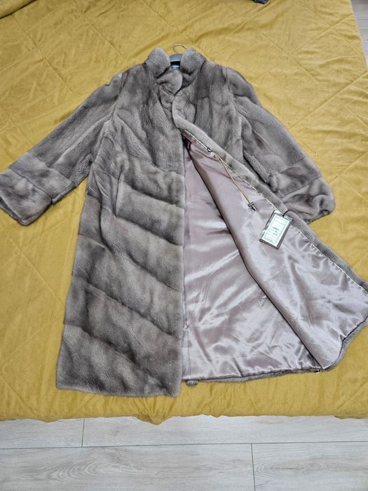 Продам норковую шубу, новая