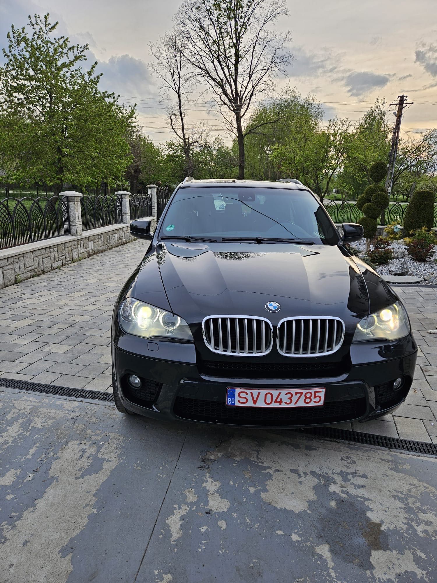 mașină BMW x5M 2011