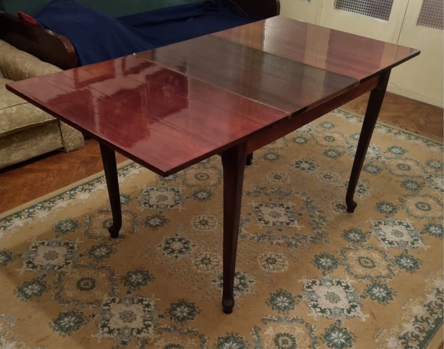 Set masa extensibila cu 4 scaune pliabile