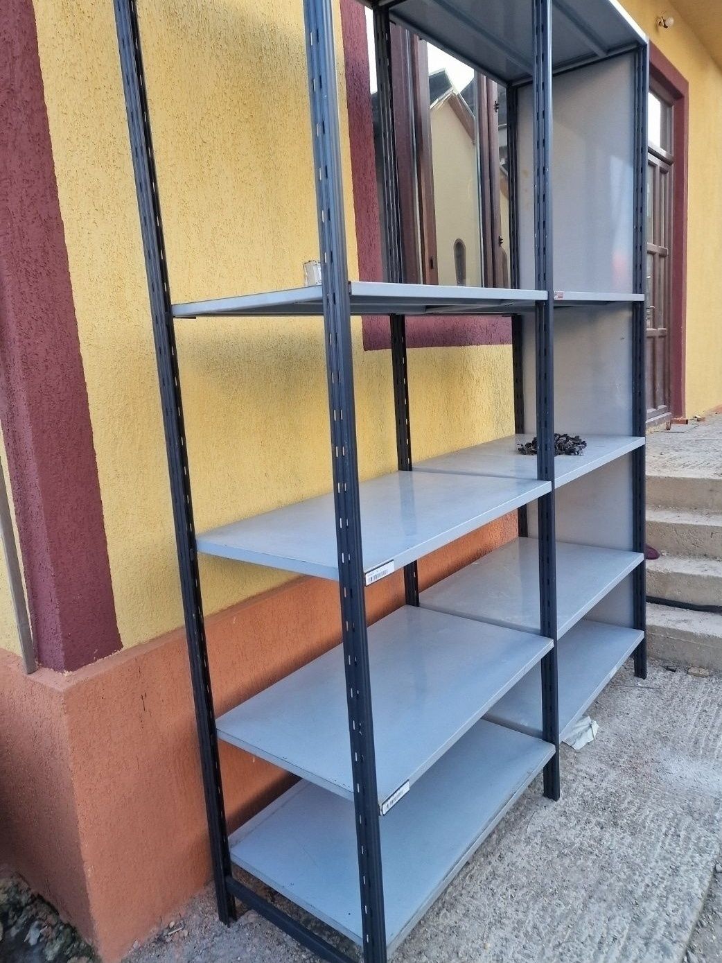 Rafturi metalice depozitare marfa manuala piking