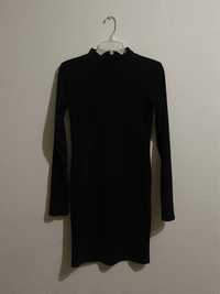 Черное платье размер М