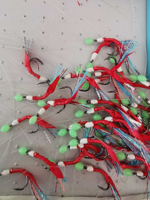 Țaparine,muste artificiale scrumbie