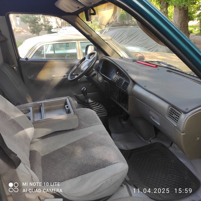 ,Kia 1995 год грузопассажирский. Дизель.