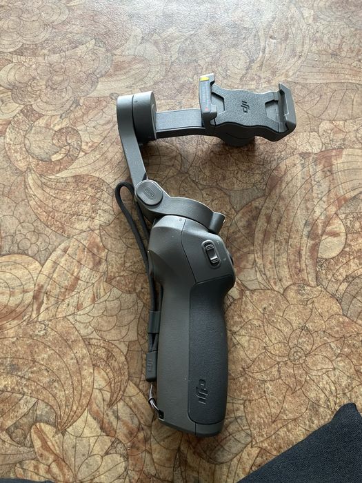 продам штатив + стабилизатор новый