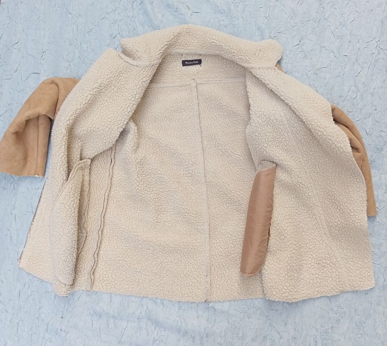 Vând geaca de damă Massimo Dutti!