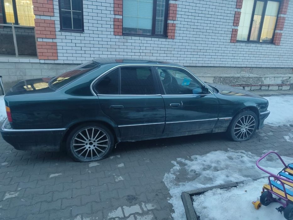 Продам титанка R18 BMW