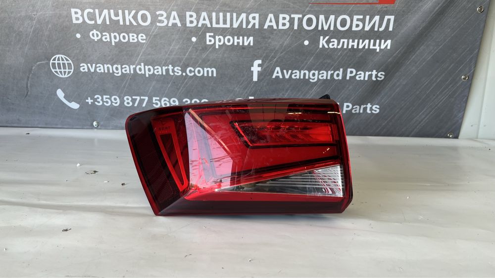 1 брой ляв и 2 броя десен стоп Seat Ateca 2016-