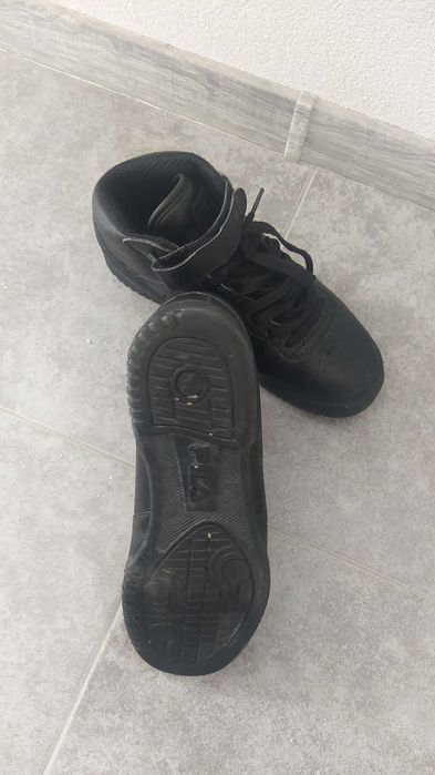 Кожени кецове Fila