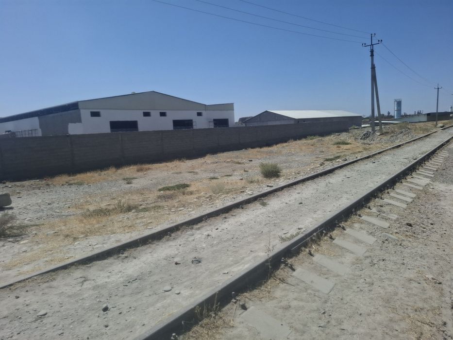 Тайёр бино/склад сотилади! Самарканд. Олдидан темирйўл ўтган.