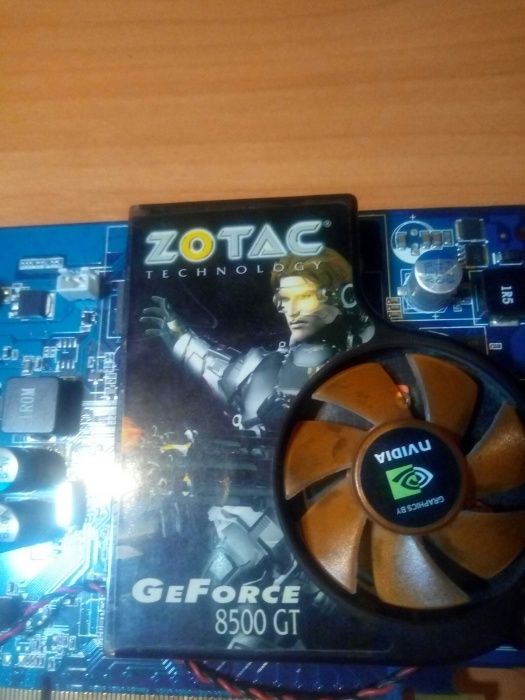 Видеокарта Zotac GeForce 8500 GT.