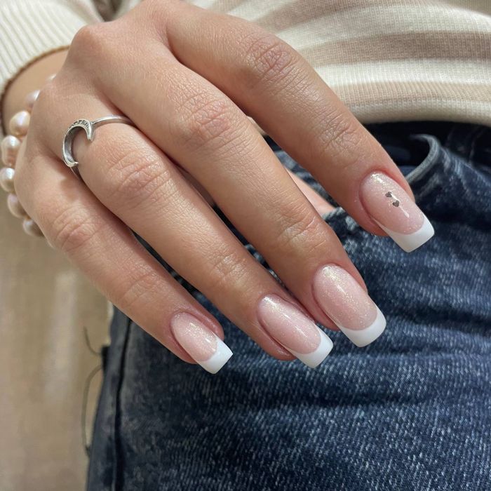 Маникюр/педикюр на дому