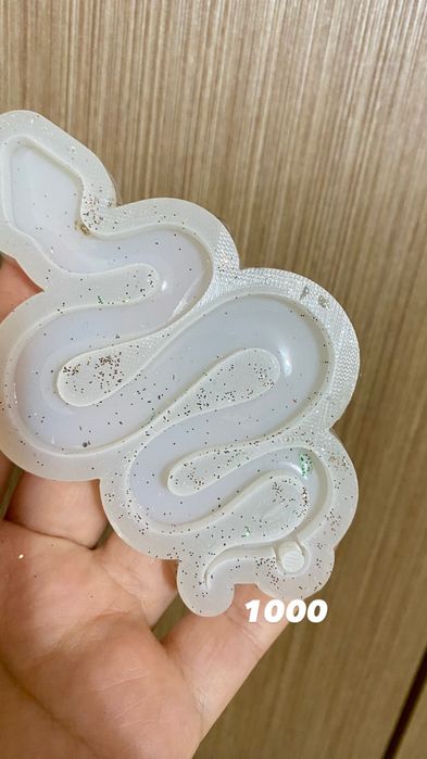 Продам молды  и сухоцветы для творчества и многое другое