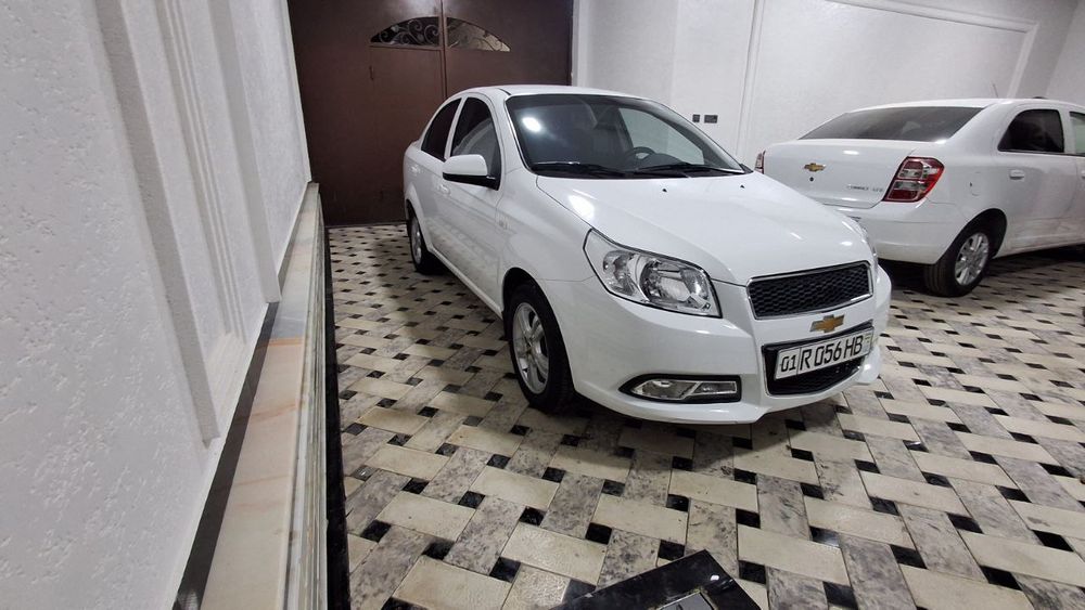 Nexia 3 avtomat 4 pazitsa metan gaz bor srochna sotiladi