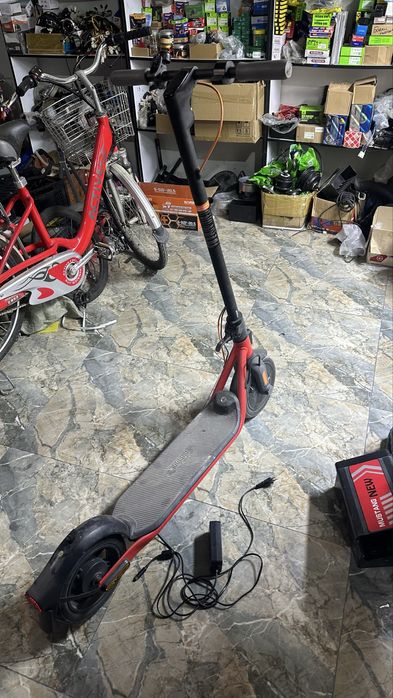 Продается электросамакат Ninebot D38E б/у