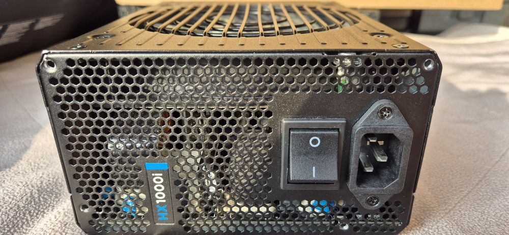 Захранване CORSAIR HX 1000 W