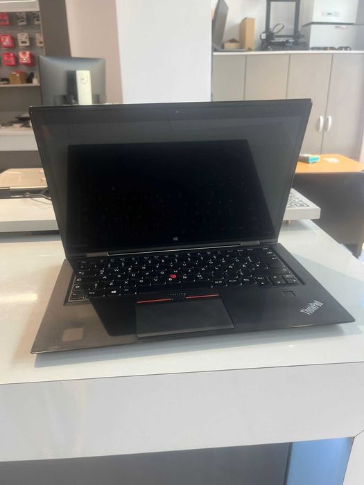 Lenovo ThinkPad X1 Yoga i5-6300u-8Gb ram-256gb Ssd