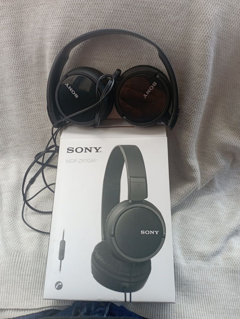Слушалки Sony MDR-ZX110AP