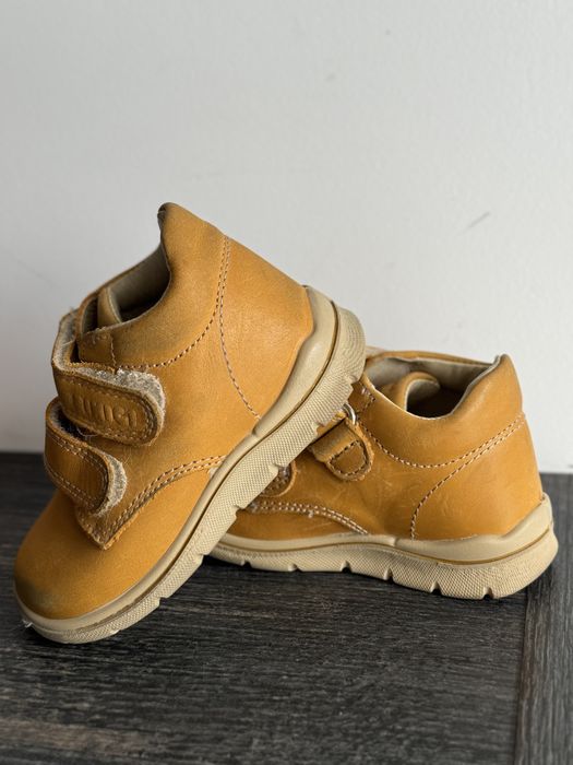 Ghete Primigi nr. 20