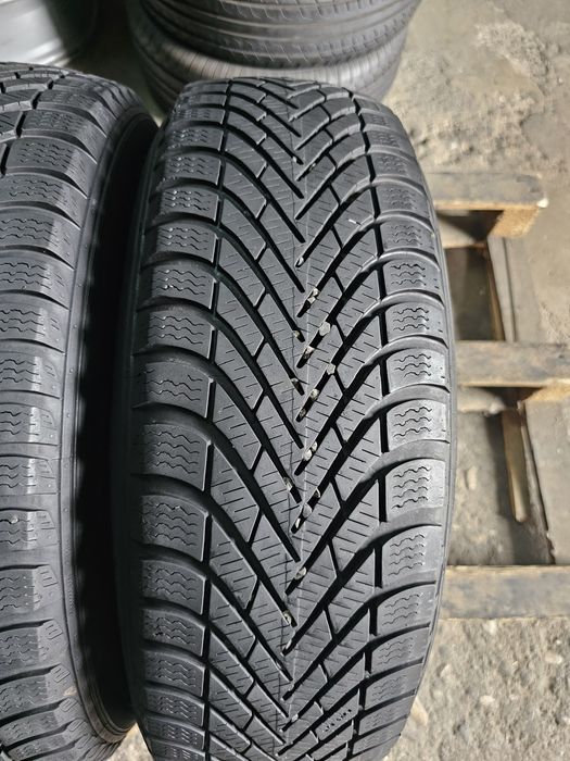 2 anvelope iarna 195 65 15 Pirelli