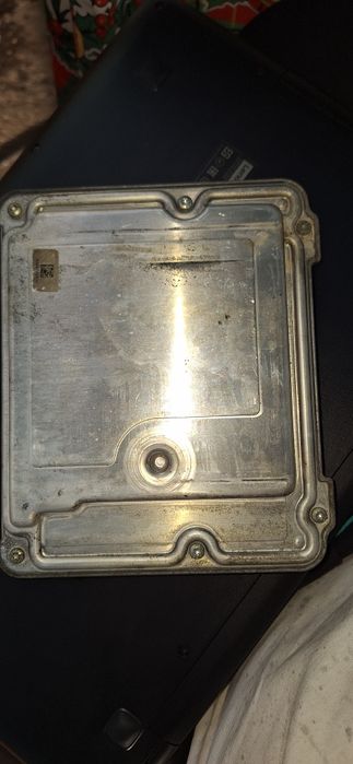 Bosch Engine ECU, BMW Mini DDE8519663,
