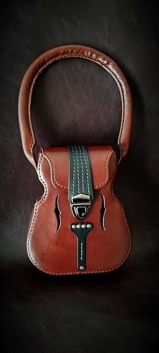 Чанта от естествена кожа ръчна изработка /виолина/