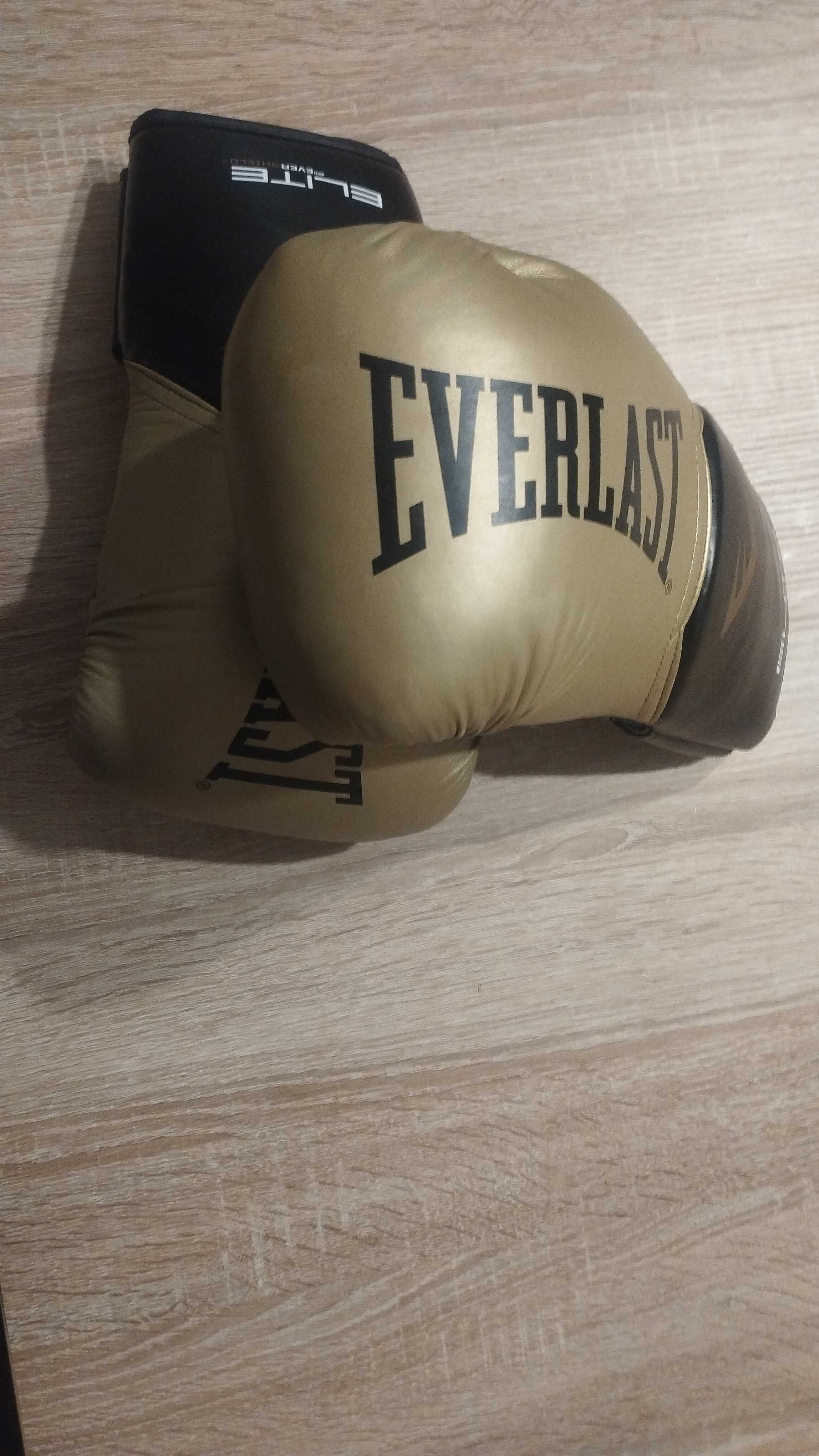 Боксови ръкавици EVERLAST Pro Style Elite 2 Gold EV2500