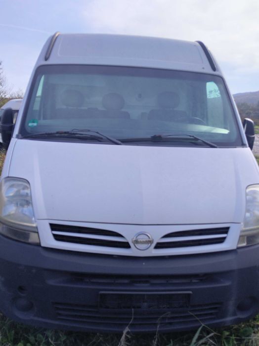 Нисан Интер. Турбо Дизел
