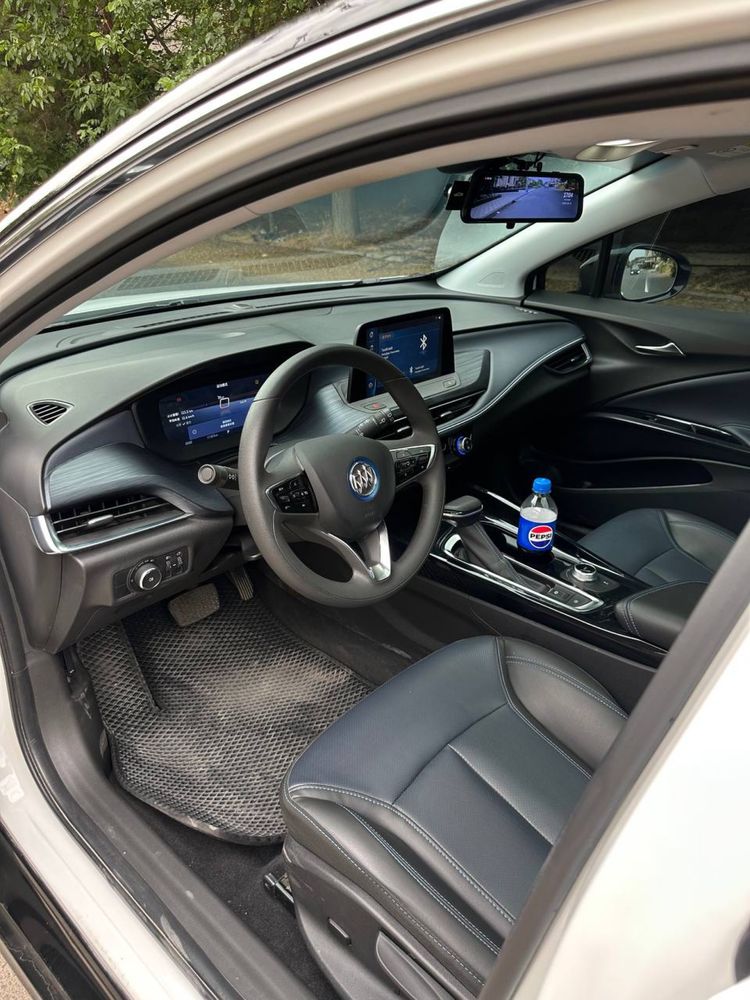Velite 6 elektromobile