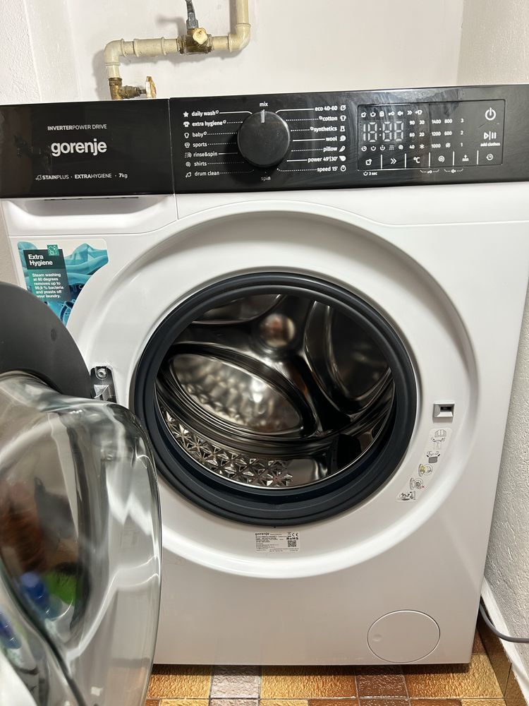 Продавам пералня Gorenje за 7 кг. пране