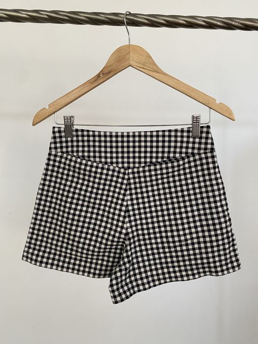 Pantaloni scurți cu talie înaltă carouri alb negru Zara