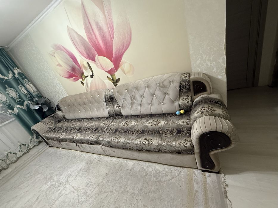 Продам срочно диван