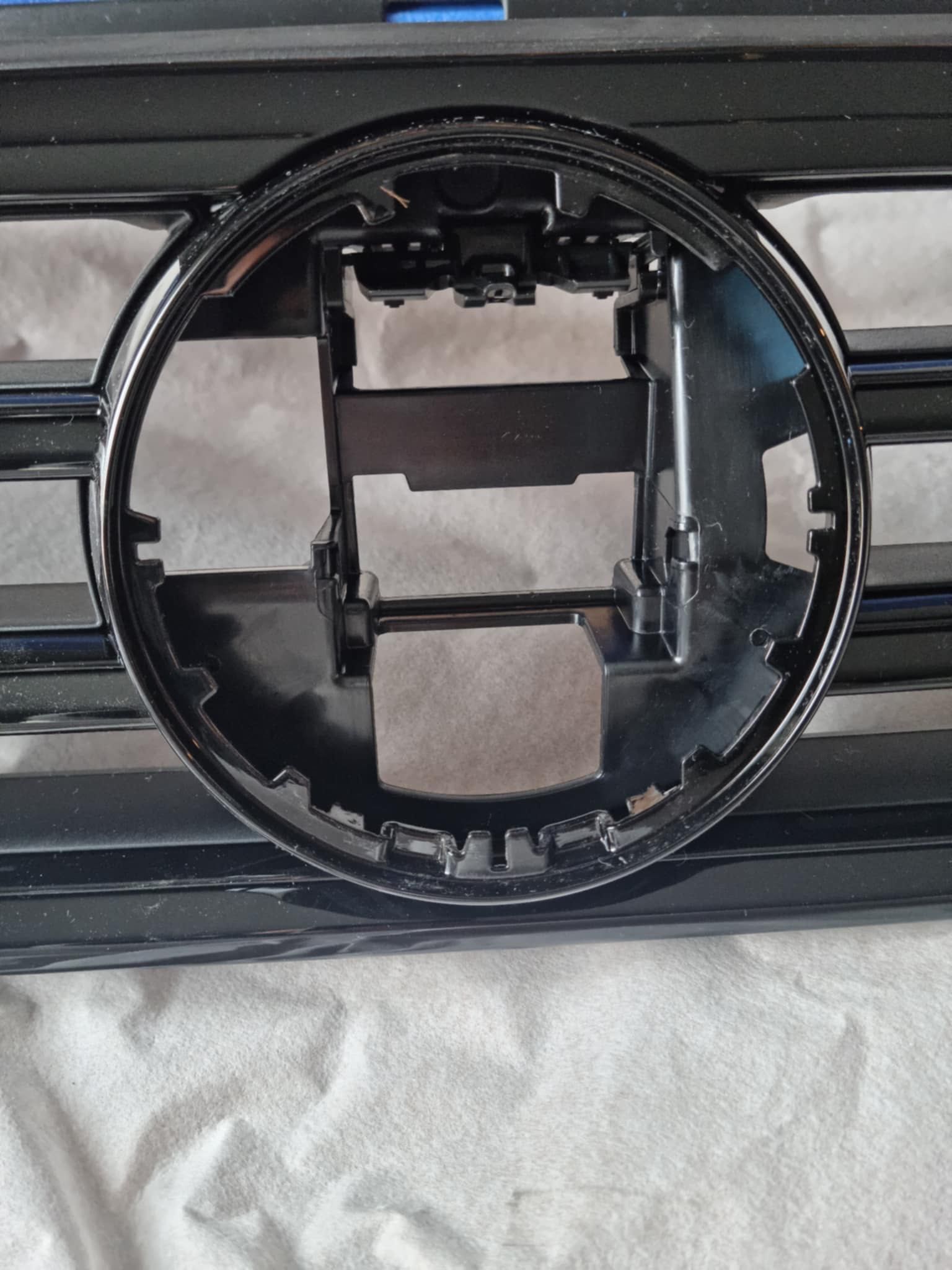 Решетка R line за VW Passat