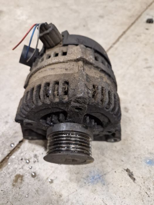 Alternator Ford Focus 2  motor 1.6 tdci