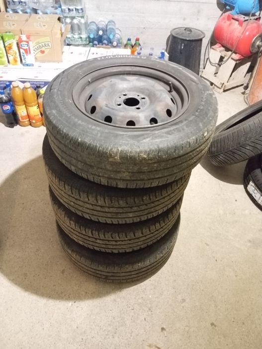 Set roti r 15 Logan sau Renault