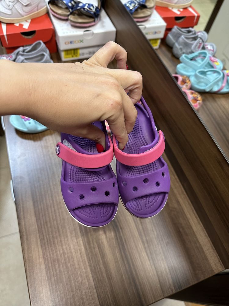 Сандали Crocs C8