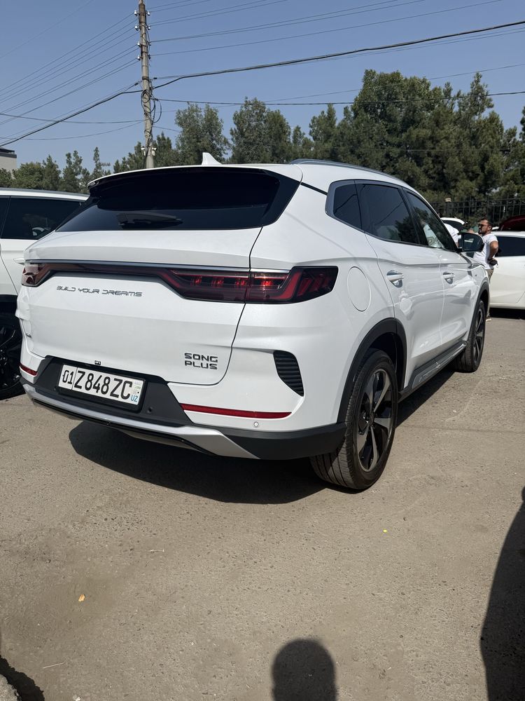 Byd song plus gbrid 3 paz full AWD