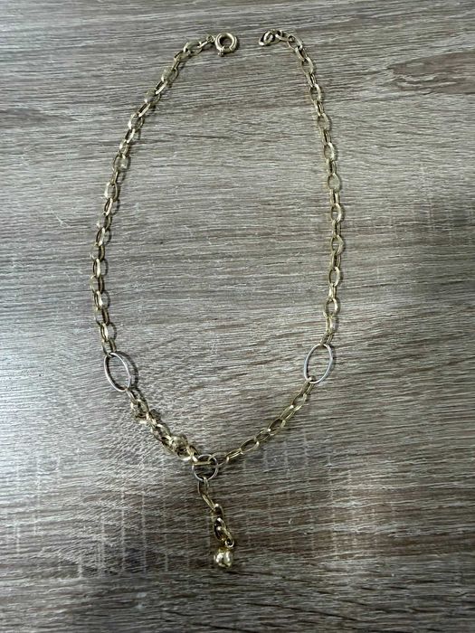 Златен синджир с висулка